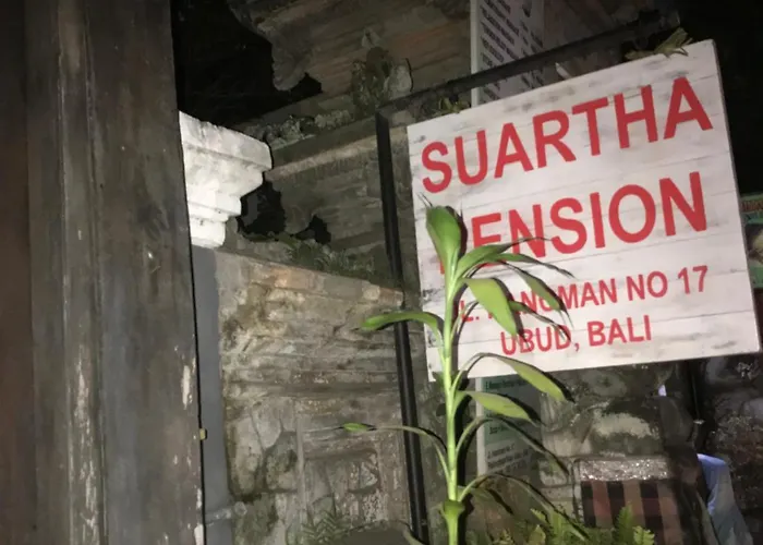 1bd In Family Compound1, 15 Minute Walk To Yoga Barn Habitación en casa particular Ubud