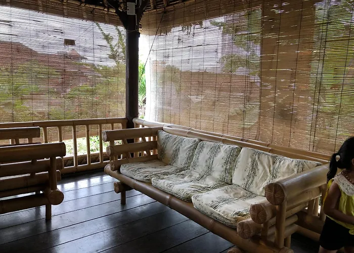 1bd In Family Compound1, 15 Minute Walk To Yoga Barn *