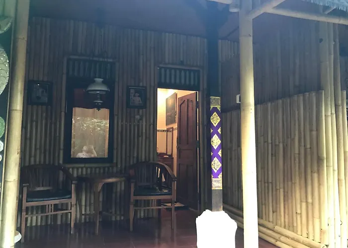 1bd In Family Compound1, 15 Minute Walk To Yoga Barn